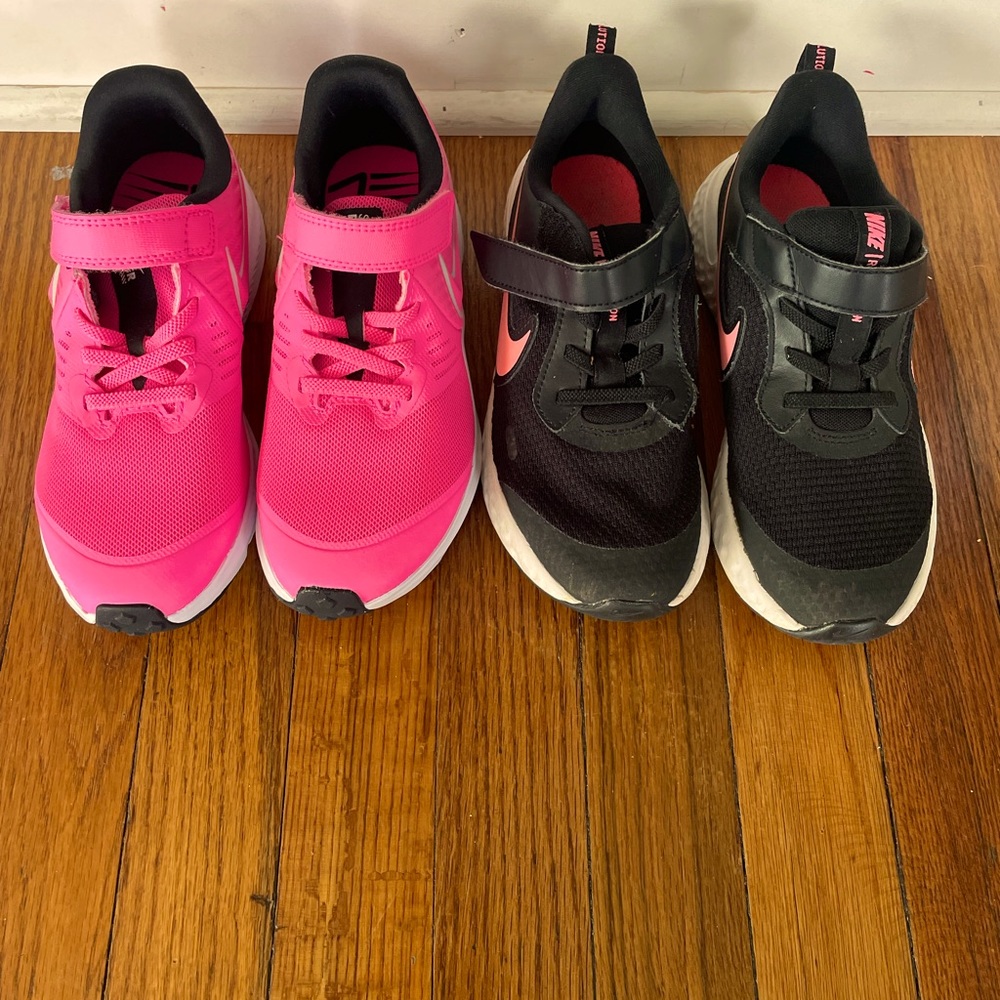 Girls size 2 Nike Sneaker bundle